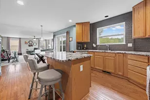 20903 Oak Tree Dr, South Lyon, MI 48178 - Photo 11