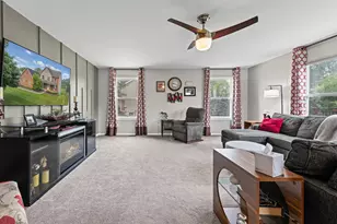 20903 Oak Tree Dr, South Lyon, MI 48178 - Photo 9