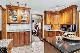 722 Golden Ave, Battle Creek, MI 49014 - Photo 7