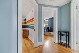 325 Hilldale Dr, Ann Arbor, MI 48105 - Photo 15