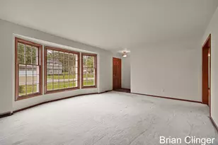4707 Bonnie Ave SE, Kentwood, MI 49508 - Photo 3
