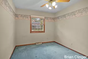 4707 Bonnie Ave SE, Kentwood, MI 49508 - Photo 21