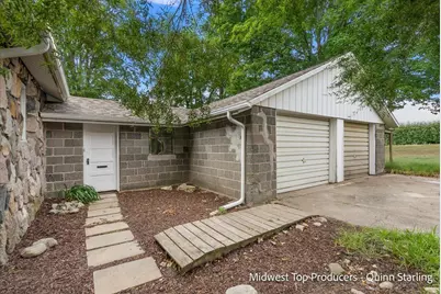 373 N Main Street, Casnovia, MI 49318 - Photo 9