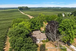 373 N Main St, Casnovia, MI 49318 - Photo 23