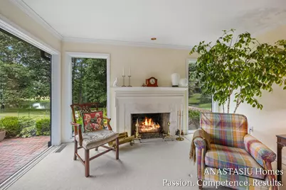 6081 N Gatehouse Drive SE, Grand Rapids, MI 49546 - Photo 7