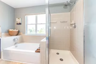 1643 Coburn Dr, Ann Arbor, MI 48108 - Photo 27
