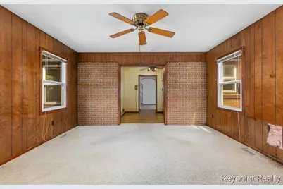 2027 Greenfield Avenue SW, Wyoming, MI 49519 - Photo 9