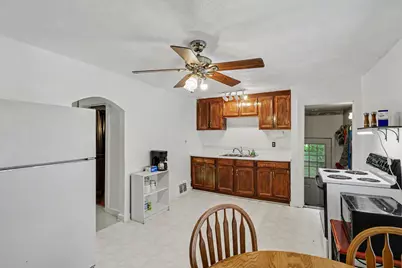 425 Garland Street, Kalamazoo, MI 49001 - Photo 9