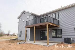 5133 Blendon Mdw Cir, Hudsonville, MI 49426 - Photo 23