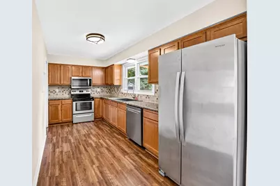 408 Upson Lane, Battle Creek, MI 49017 - Photo 11
