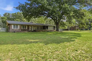3656 MacArthur Rd, Muskegon, MI 49442 - Photo 3