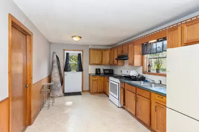 216 Mill Street, Ionia, MI 48846 - Photo 11