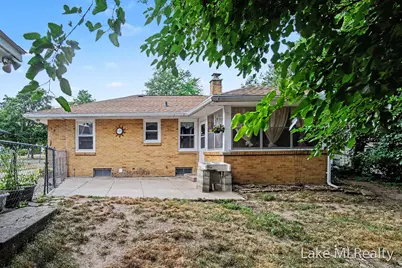 938 Calvary Avenue NW, Grand Rapids, MI 49504 - Photo 5