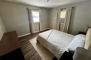 20889 E Ridgemont Rd, Harper Woods, MI 48225 - Photo 9