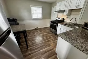 20889 E Ridgemont Rd, Harper Woods, MI 48225 - Photo 5