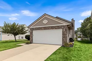 4554 Country Hill Dr SE, Kentwood, MI 49512 - Photo 3