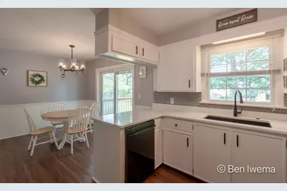 7060 Union Avenue SE, Grand Rapids, MI 49548 - Photo 13