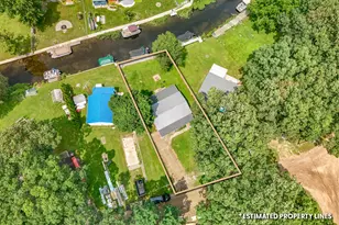 482 Swan Ln, Coldwater, MI 49036 - Photo 3