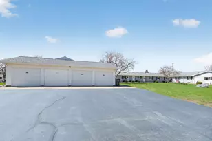 1310 N Boltwood St, Hastings, MI 49058 - Photo 15