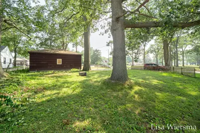2190 W Sherman Boulevard, Muskegon, MI 49441 - Photo 27