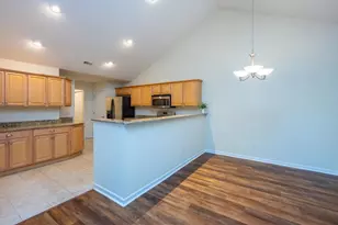 2822 Villa Ln, Benton Harbor, MI 49022 - Photo 13
