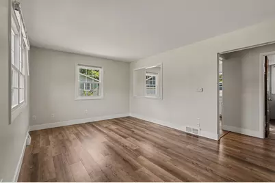 1800 Woodlawn Avenue SE, Grand Rapids, MI 49506 - Photo 7