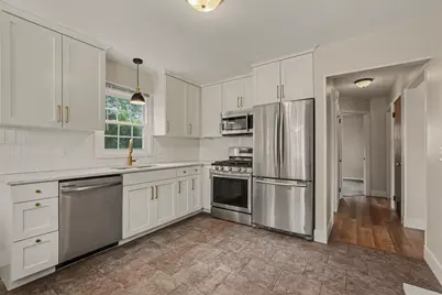 1800 Woodlawn Avenue SE, Grand Rapids, MI 49506 - Photo 3