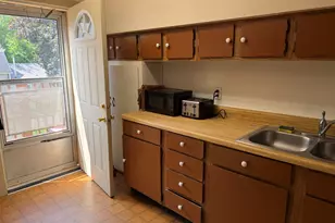 1004 S Jackson St, Jackson, MI 49203 - Photo 13