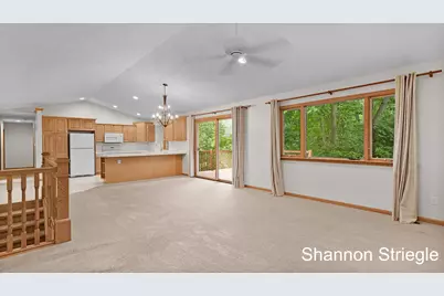 4864 Westshire Drive NW, Comstock Park, MI 49321 - Photo 9