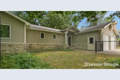 4864 Westshire Drive NW, Comstock Park, MI 49321 - Photo 3
