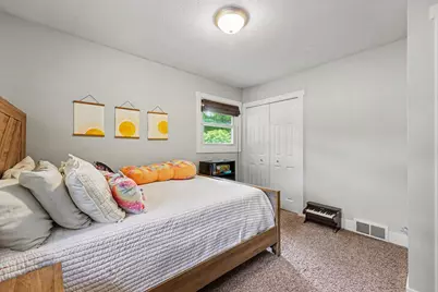 1696 Burke Avenue NE, Grand Rapids, MI 49505 - Photo 19