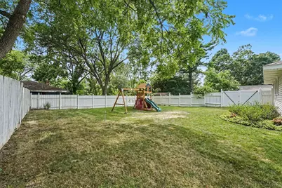 1696 Burke Avenue NE, Grand Rapids, MI 49505 - Photo 35