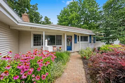 1696 Burke Avenue NE, Grand Rapids, MI 49505 - Photo 7