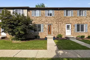145 Sheffield Dr, Saline, MI 48176 - Photo 3