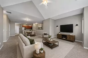 2591 W Towne St, Ann Arbor, MI 48103 - Photo 5