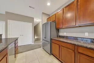 2591 W Towne St, Ann Arbor, MI 48103 - Photo 9