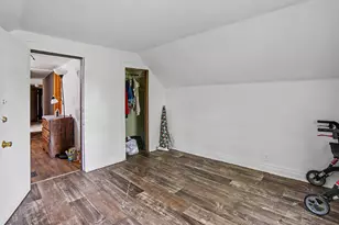447 W Southern Ave, Muskegon, MI 49441 - Photo 11