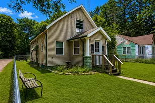 931 Jennings Ave, Benton Harbor, MI 49022 - Photo 3
