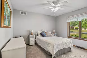 1900 Cherry Run Dr NW, Grand Rapids, MI 49504 - Photo 21