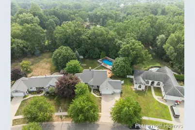 1900 Cherry Run Drive NW, Grand Rapids, MI 49504 - Photo 47