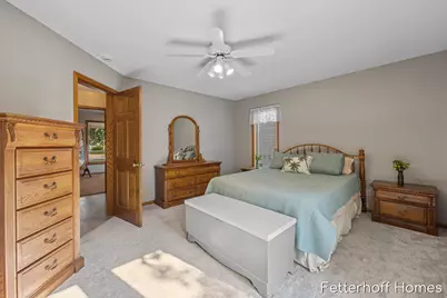 1900 Cherry Run Drive NW, Grand Rapids, MI 49504 - Photo 17