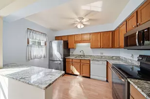 2760 Walden Woods Blvd, Jackson, MI 49201 - Photo 15