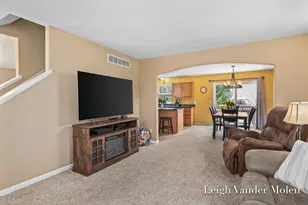 1811 Creed Ct SW, Wyoming, MI 49519 - Photo 7