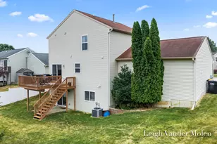 1811 Creed Ct SW, Wyoming, MI 49519 - Photo 3