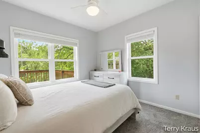 7374 N Shore Drive #17, South Haven, MI 49090 - Photo 11