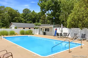 7374 N Shore Dr, South Haven, MI 49090 - Photo 17