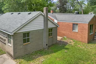 3894 Jennings Dr, Troy, MI 48083 - Photo 29