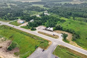 20221 US-10, Reed City, MI 49677 - Photo 3