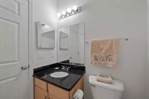 228 W Oakbrook Dr, Ann Arbor, MI 48103 - Photo 27