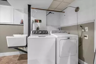 426 Cameron Ave, Pontiac, MI 48342 - Photo 23